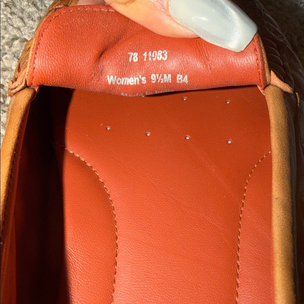 Johnston & Murphy Quilted Leather Loafers - Brown - Picture 4 of 5